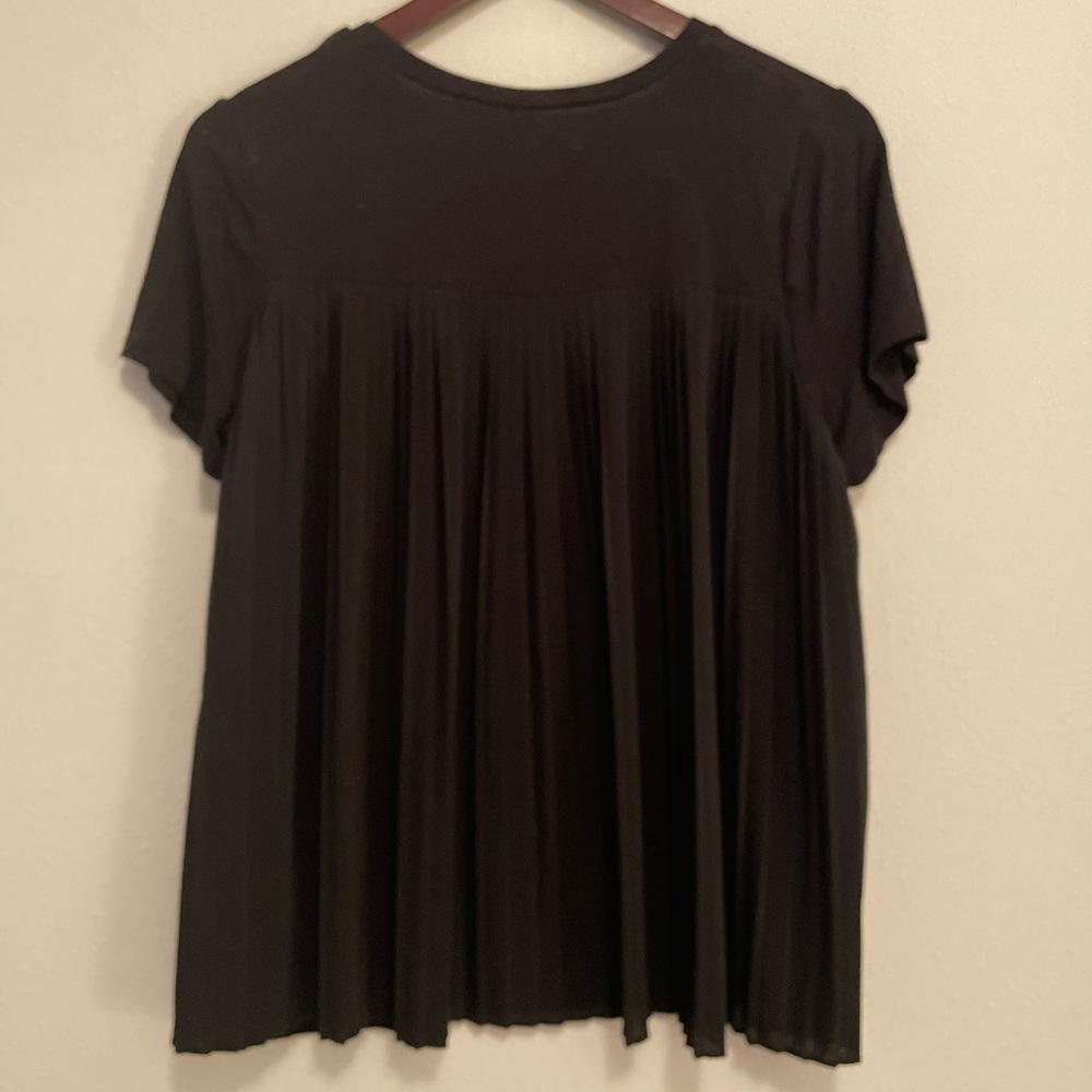 August Silk Black Pleated Short Sleeve Top